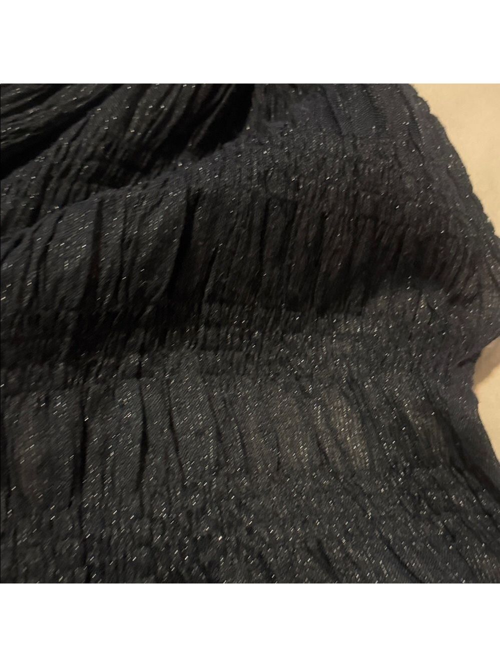 Elegant Black Scarf/ Shawl - Picture 14 of 14